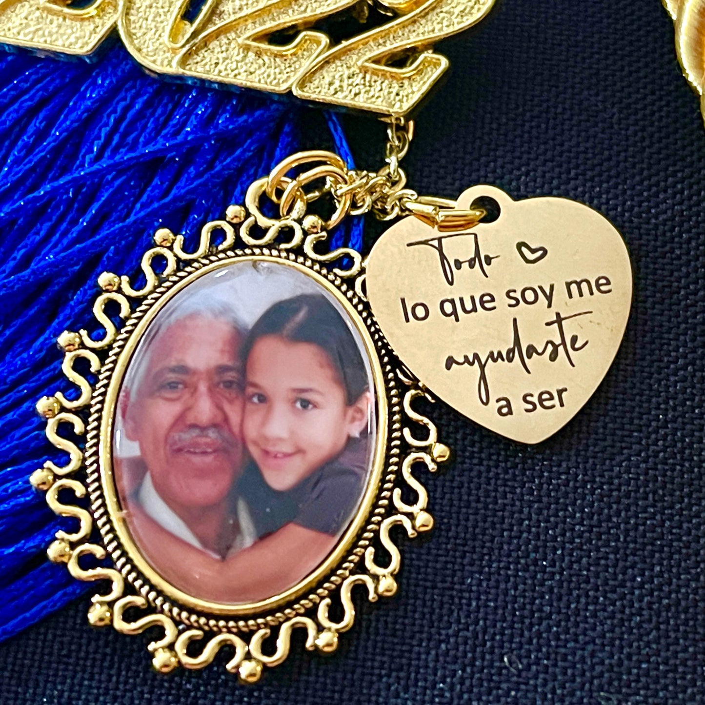 Spanish Charms "Todo lo que soy me" Graduation Charm Add-On