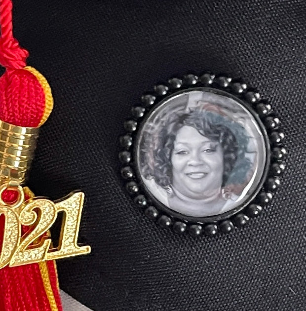 Your Photo in Brooch